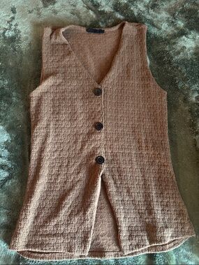 Sleeveless Button-Front Knit Top - Brown